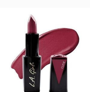 🌹3/$12 LA Girl Lip Attraction Lipstick Cutie